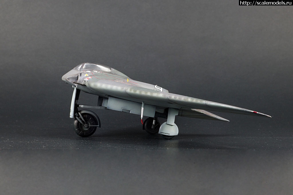 1463205903_scale_tmp.jpg : / Revell 1/72 Horten Ho IX ( Gotha Go 229)  