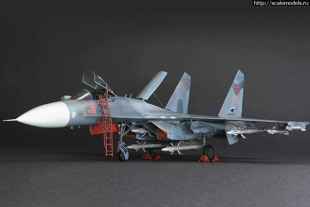 1486237697_s05-1.jpg :   - Flankers 1/72  