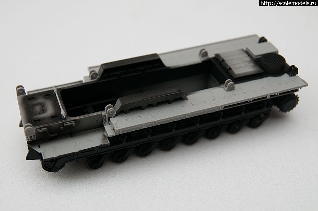 1489001892_scale_tmp.jpg : #1354998/ HobbyBoss 1/72 Morser Karl-Gerat 041  