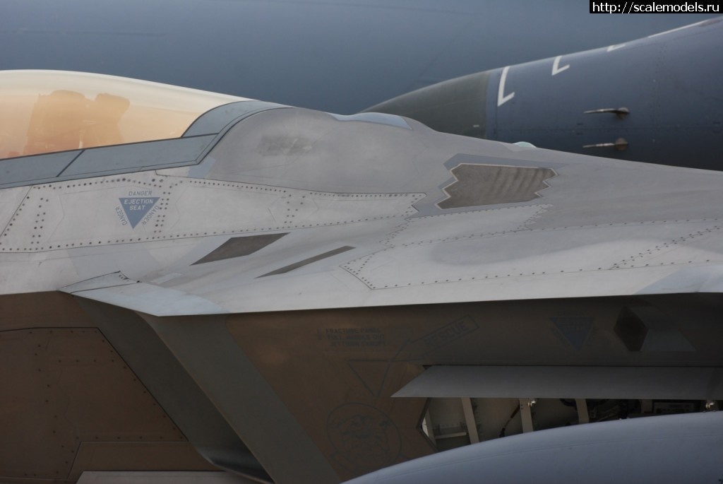 1489238386_0000.jpg : #1356142/ F-22 Raptor -       