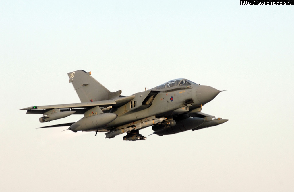 1490341920_hquktf-2010-127-206.jpg : #1361292/ Tornado GR.4 1/48 HobbyBoss  