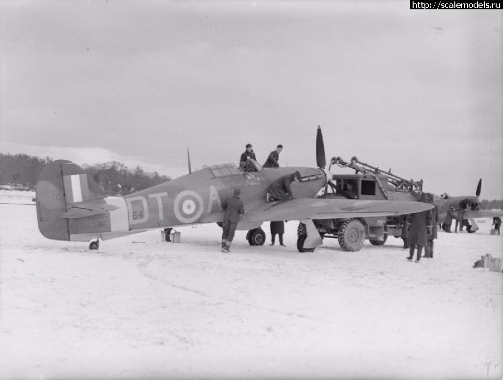 1504181325_Royal_Air_Force_1939-1945-_Fighter_Command_CH1931.jpg : #1410330/   RAF 1939-1945  