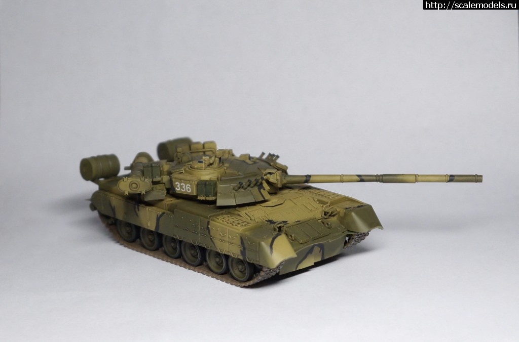 1510602796__DSC9124.jpg : #1431214/ Modelcollect 1/72 T-80U .  