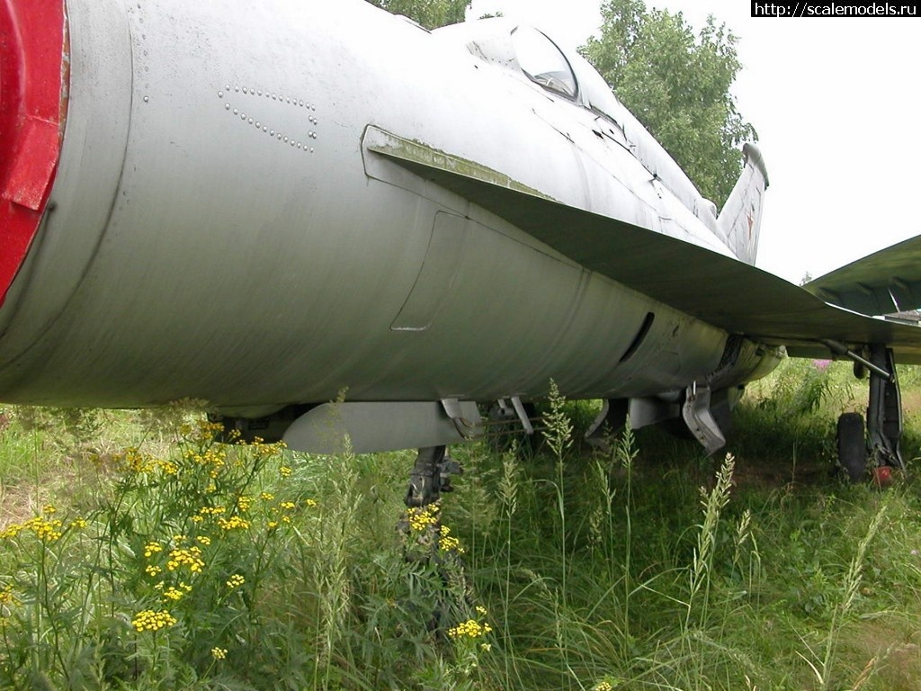 1513784633_av_mig-21i_21.jpg : #1440838/ -21 (-144)   -21   Eduard. -1:48.  