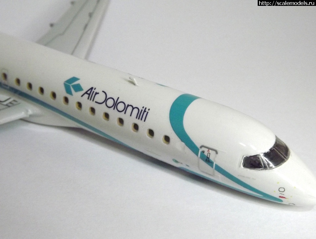 1520189122_embraer_195_94.jpg : #1461103/   Revell  1/144 Embraer 195(#11892) -   