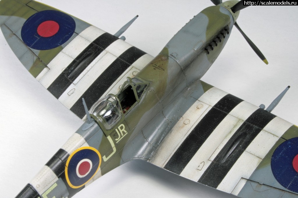 1520610169_6.JPG : #1462521/ Spitfire Mk. IXe 1/72 Eduard   