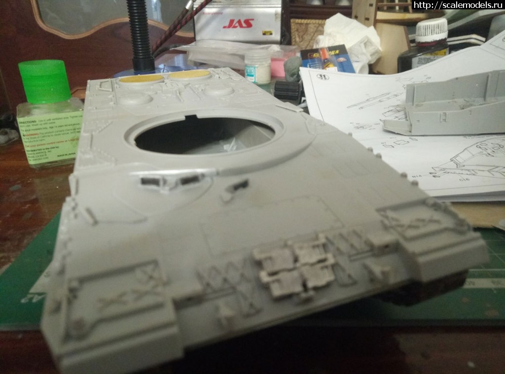 1525754757_P80506-175753.jpg : #1477550/ Leopard 2A4 Hobbyboss 1/35 !  