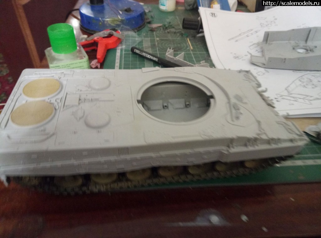 1525754763_P80506-175743.jpg : #1477550/ Leopard 2A4 Hobbyboss 1/35 !  