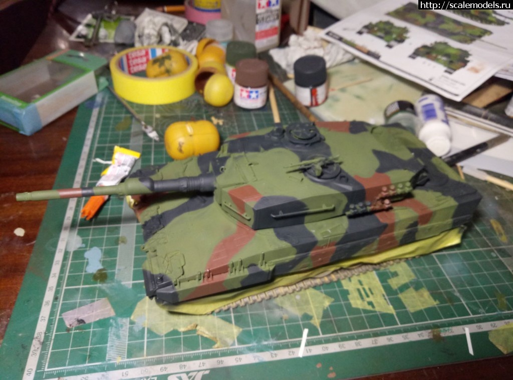 1527237759_P80525-111240.jpg : #1482049/ Leopard 2A4 Hobbyboss 1/35 !  