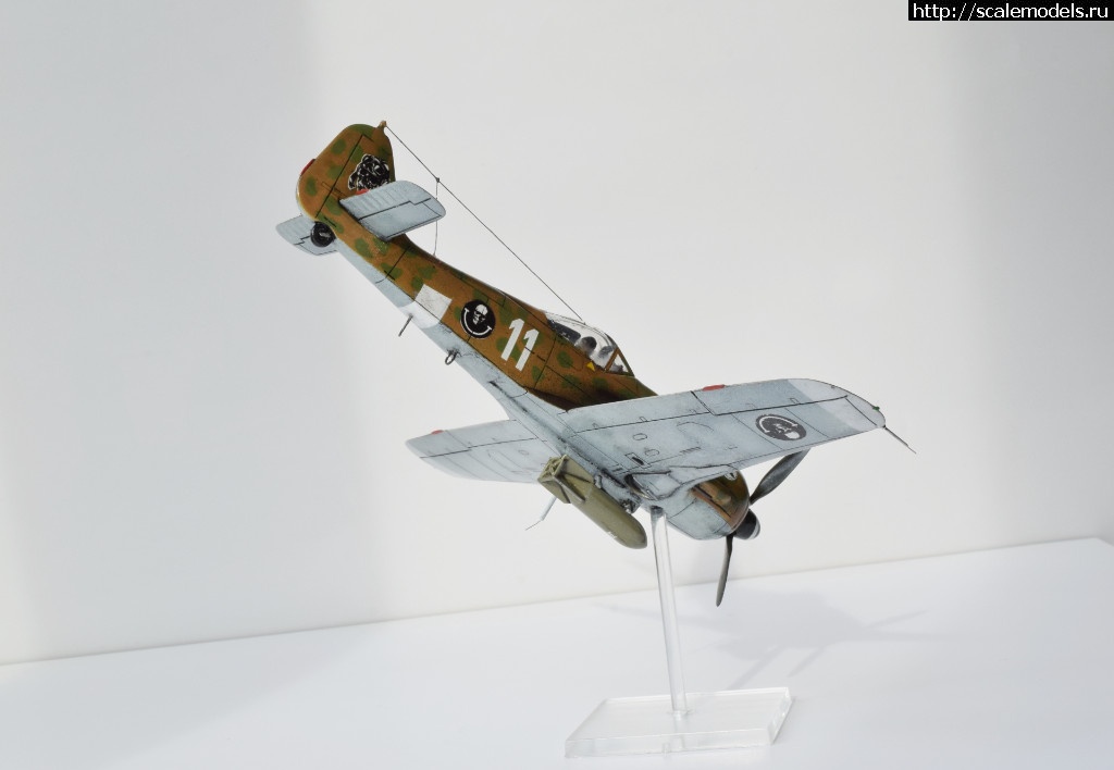 1534436883_DSC_0021.JPG : Fw-190F-8 .  - 1/72 Academy  