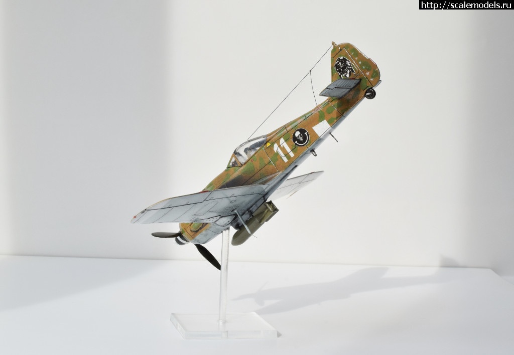 1534436887_DSC_0026.JPG : Fw-190F-8 .  - 1/72 Academy  