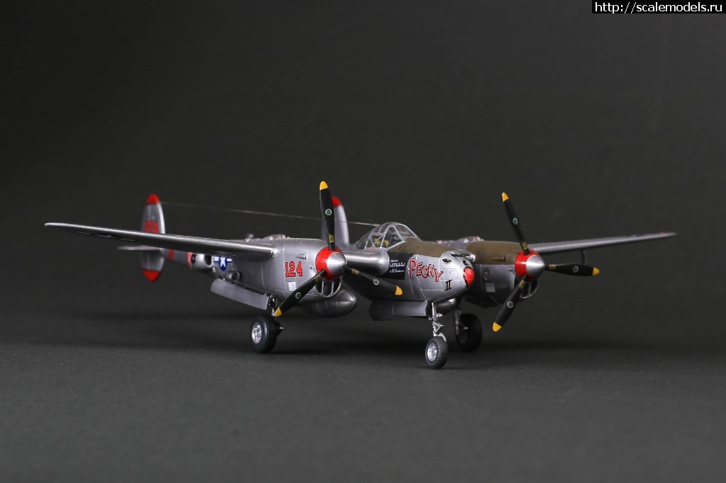 1543934846_235B1892.jpg : #1520187/ P-38L-5-LO 1/72 Hobby boss   