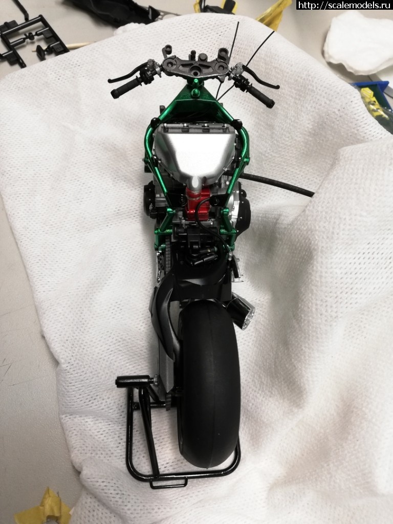1549396026_HkoNEK7IYwE.jpg : #1534401/ Tamiya Kawasaki H2R 1/12  
