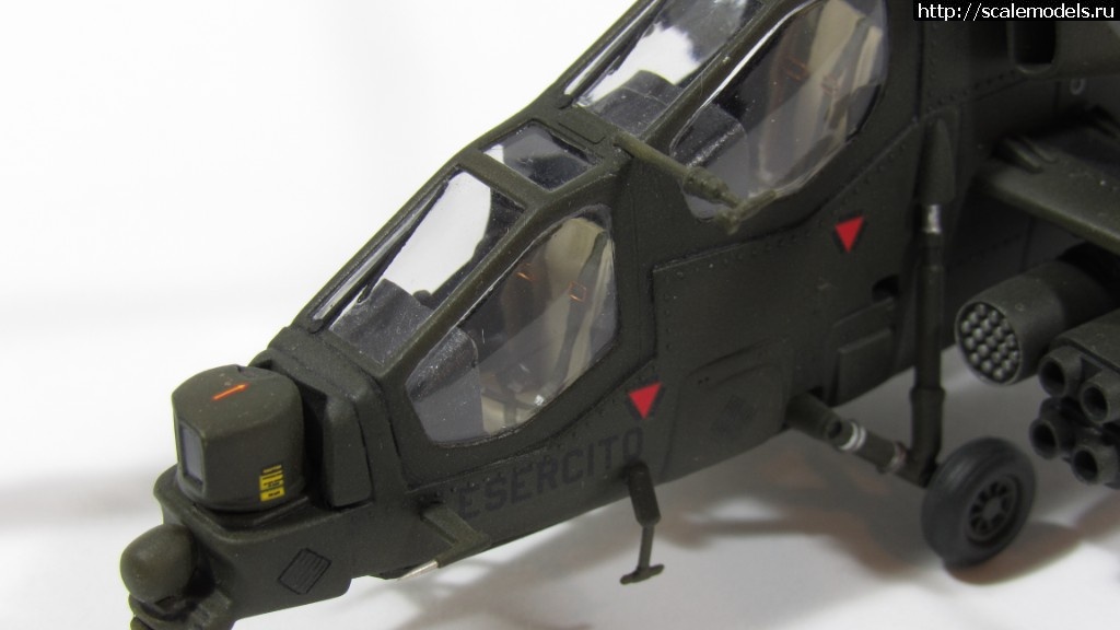 1560595992_IMG_0404.JPG : Italeri 1/72 A 129 Mangusta/ Italeri 1/72 A 129 Mangusta(#13153) -   