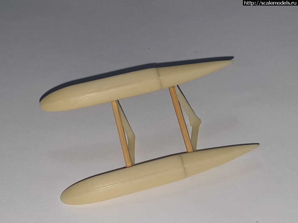 1564497305_20190730_114010.jpg : #1564818/ Curtiss R2C-2 LF Models 1/72    