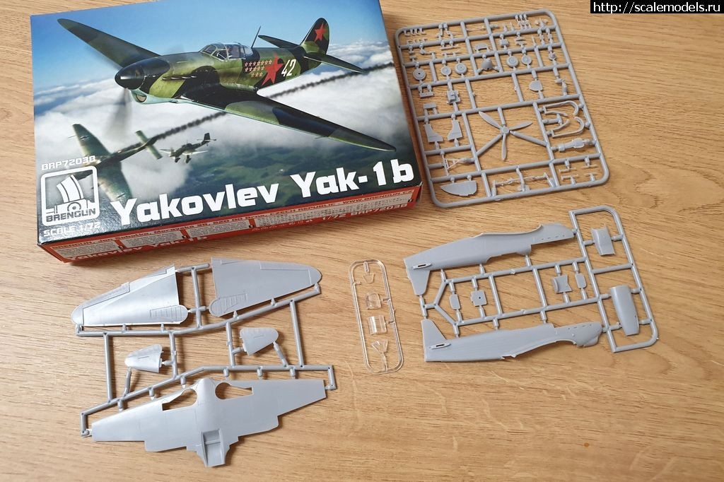 1565033670_Yak-1-01.jpg : #1566071/  Arma Hobby 1/72 Yak-1b (#14118) -   