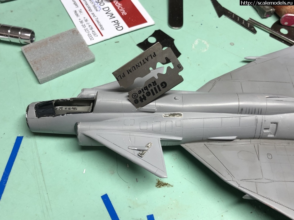 1577086386_cut_up_left.jpeg : #1591082/  "" Viggen 1/72 Heller  