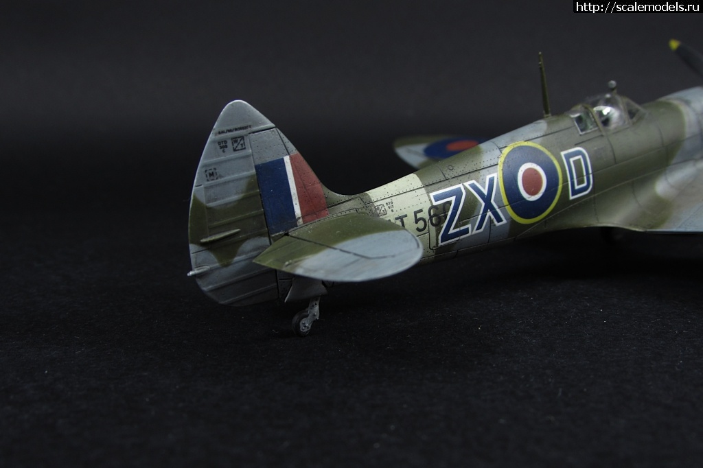 1623774851_19.JPG : #1690744/ Spitfire Mk. VIII 1/72 Eduard     