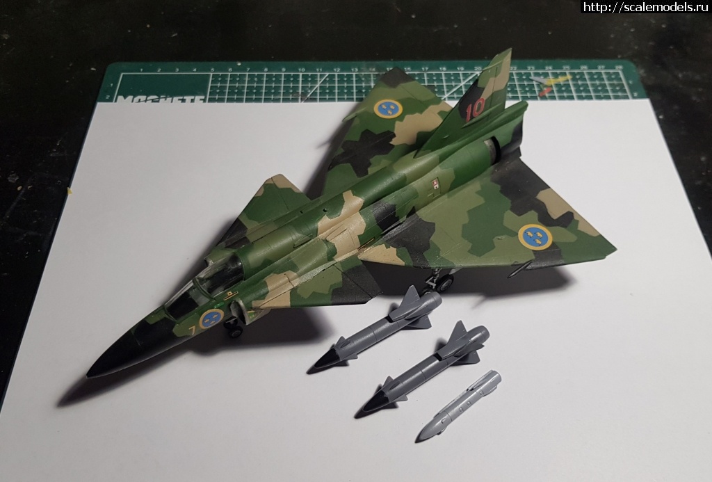 1639426120_20211213_221447.jpg : #1716409/ SAAB J-37 Viggen -   1/72  