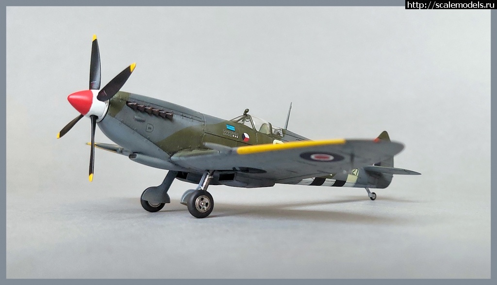 1640536402_Sp13.jpg : #1718622/ Spitfire Mk.XVI Highback. 1/72 Eduard. !  