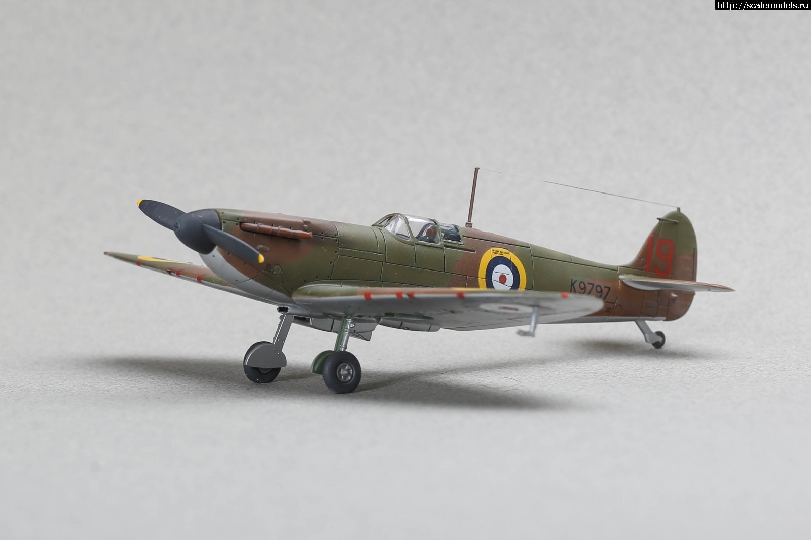 1642451492_235B1045.JPG : #1722689/ Spitfire Mk.I early 1/72 Airfix   