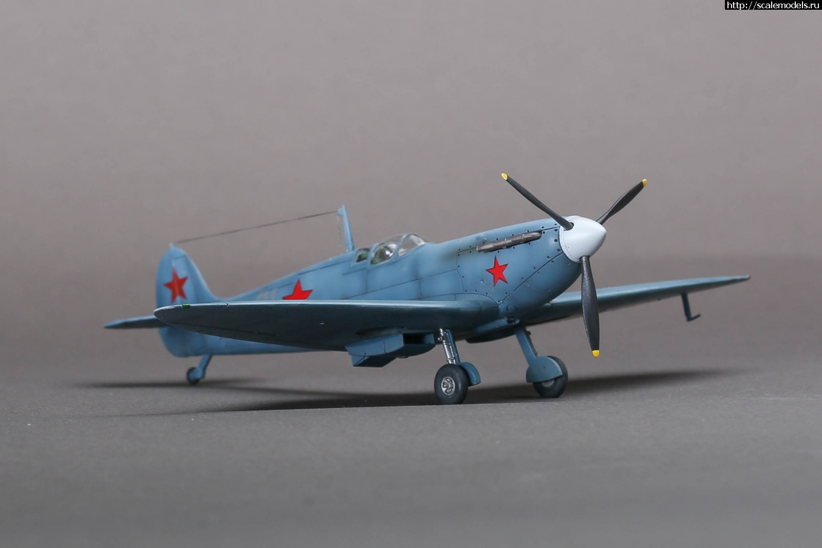 1643313239_235B9698.JPG : #1724410/ Spitfire PR. Mk.lV 1/72 Airfix + Sword vacu canopy   