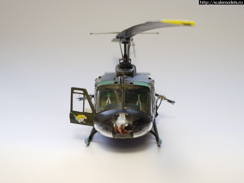 1644224038_20220206_111117.jpg : #1726060/ UH-1D "Huey" Kitty Hawk 1\48 -   