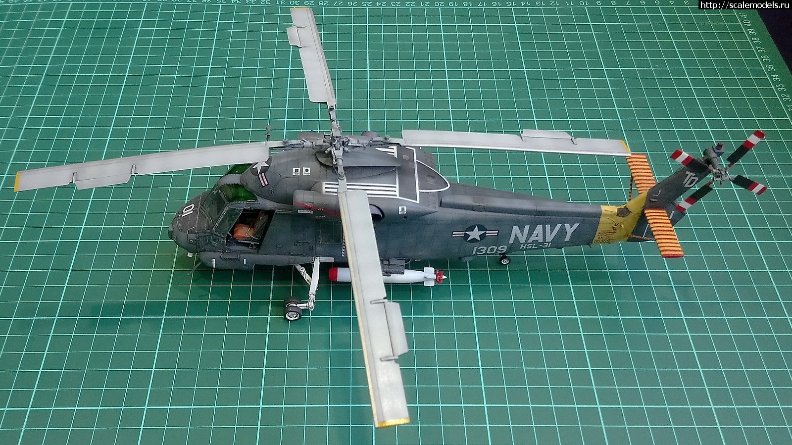 1650130689_119.JPG : #1735770/ SH-2F Seasprite 1/48 Kitty Hawk ()  