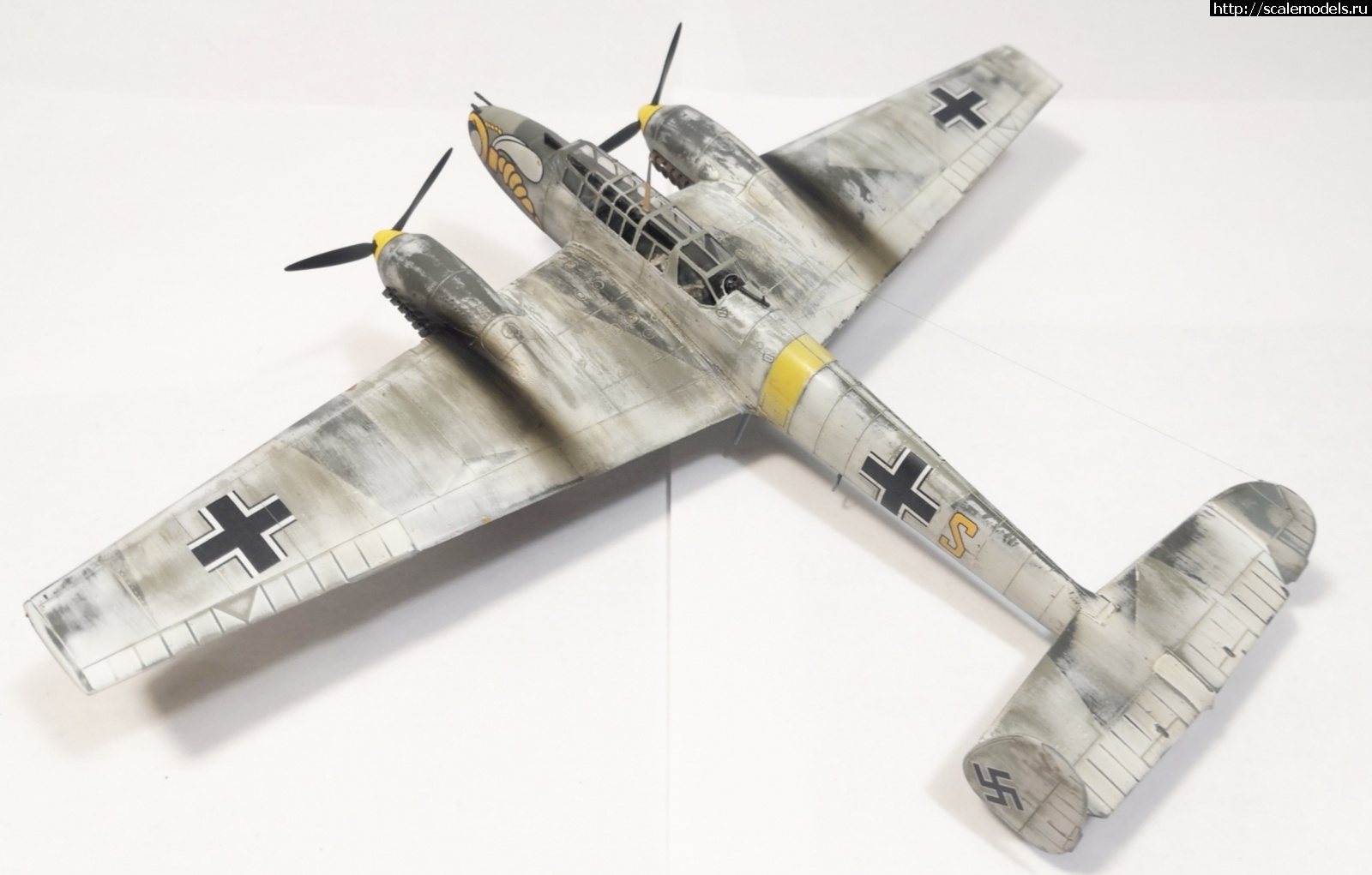 1666358296_InShot_20221021_175352759.jpg : #1758132/ Bf-110 c-6 Eduard 1/72 .  
