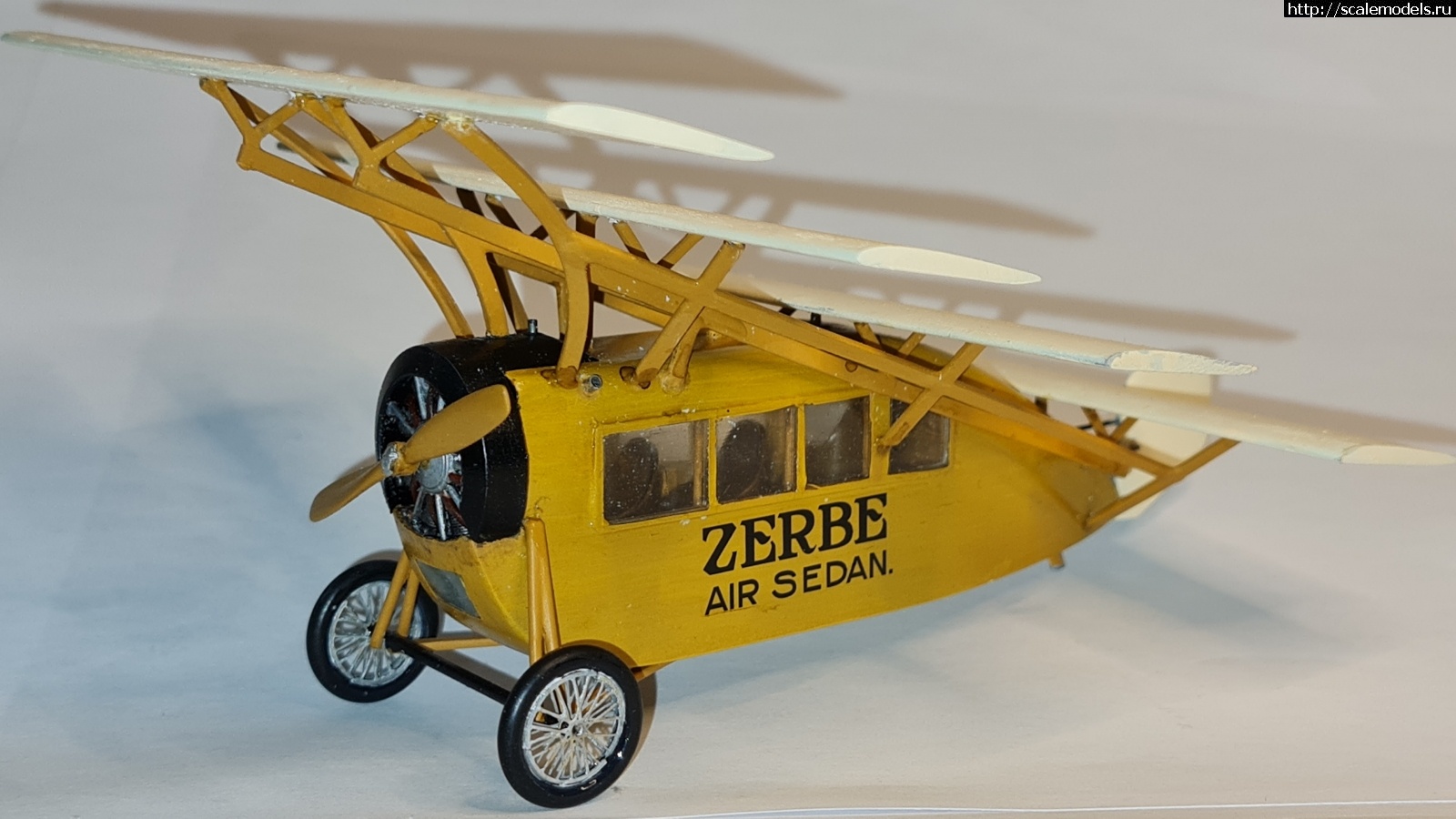 1667508470_20221103_224443.jpg : #1759708/ Zebre Air Sedan Avis 1/48   