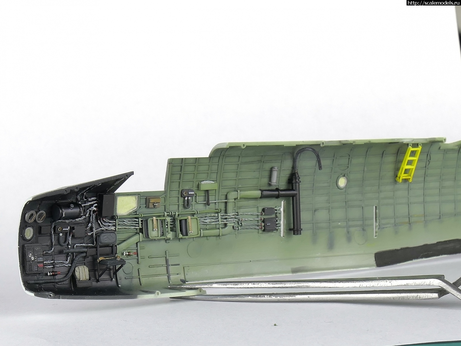 1670426217_Halint11.jpg : #1764132/ Revell 1/72 Handley Page Halifax B.Mk.III  