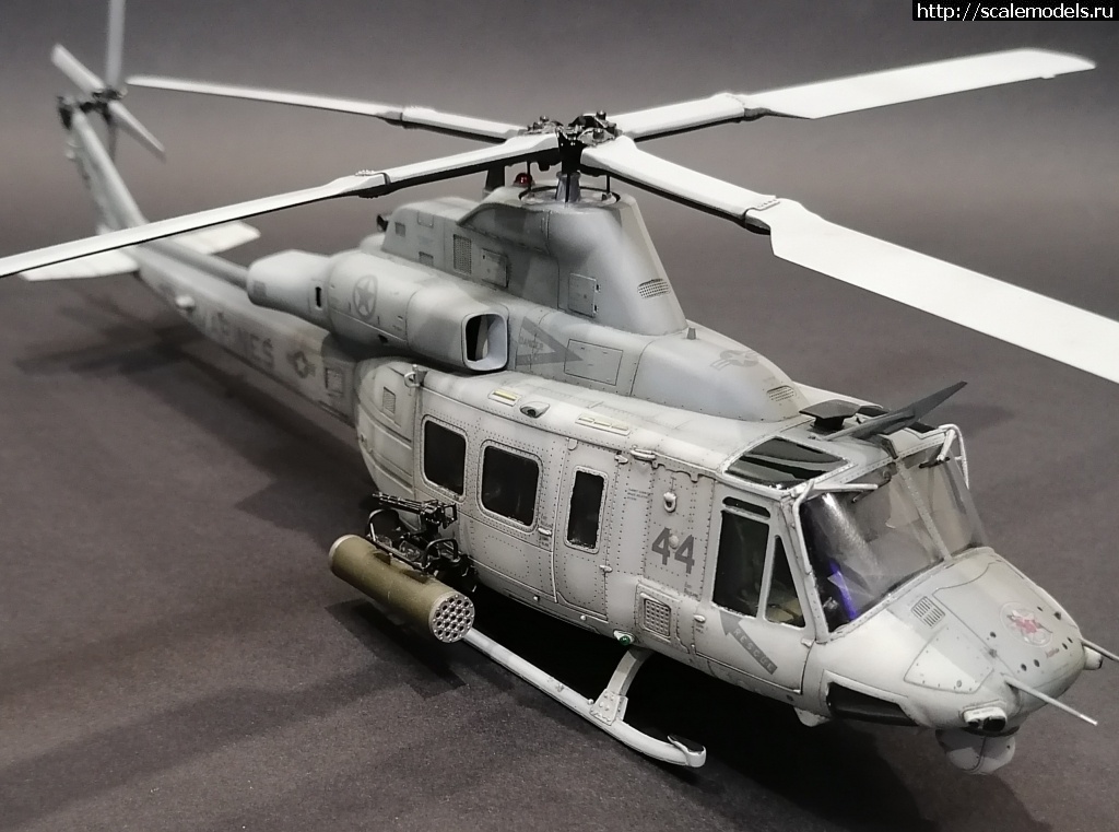 1673205352_IMG_20230109_000312.jpg : !!!/ UH-1Y Venom 1/48 Kitty Hawk   