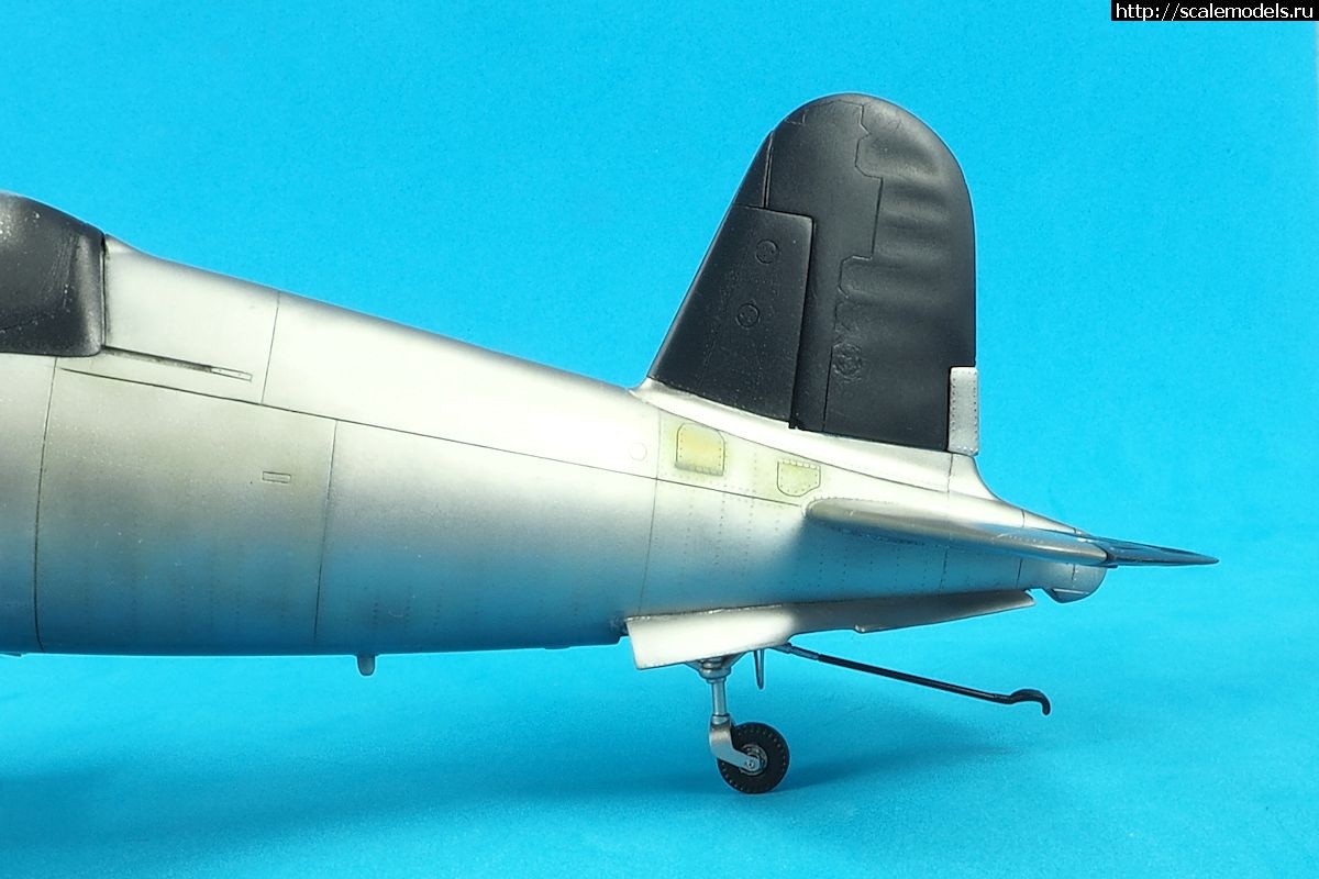 1675886749_54.JPG : #1773189/ 1/48 F4U-7 HobbyBoss  
