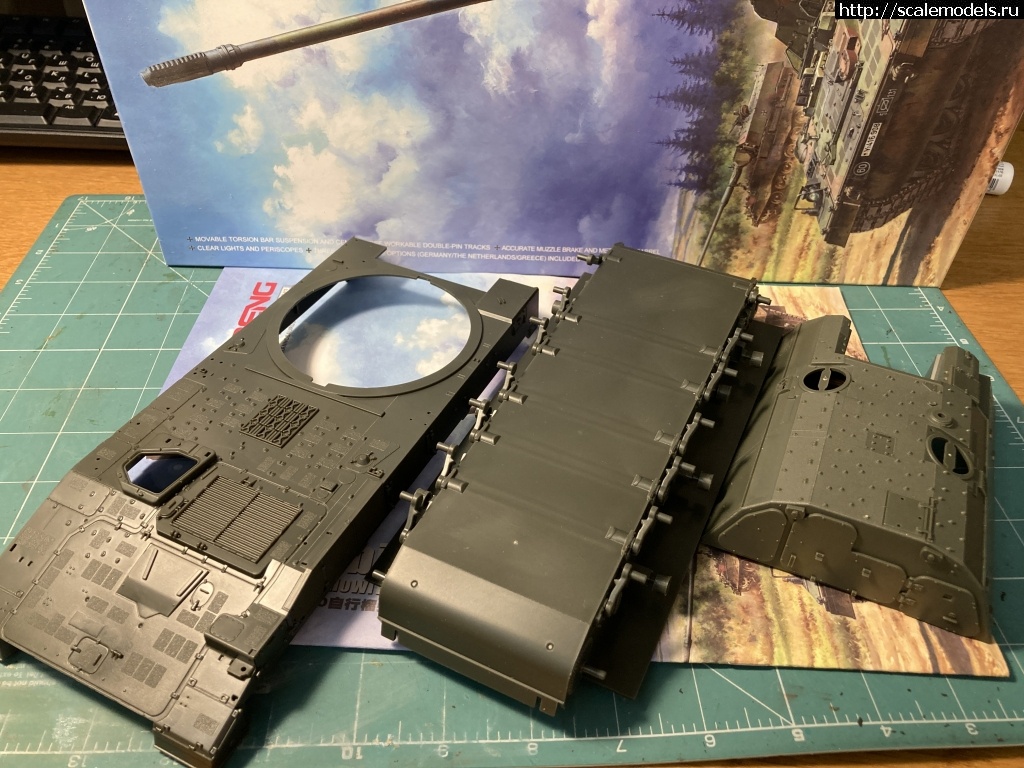 1679775064_IMG_8923.JPG : PZH2000 1/35 MENG TS-012  