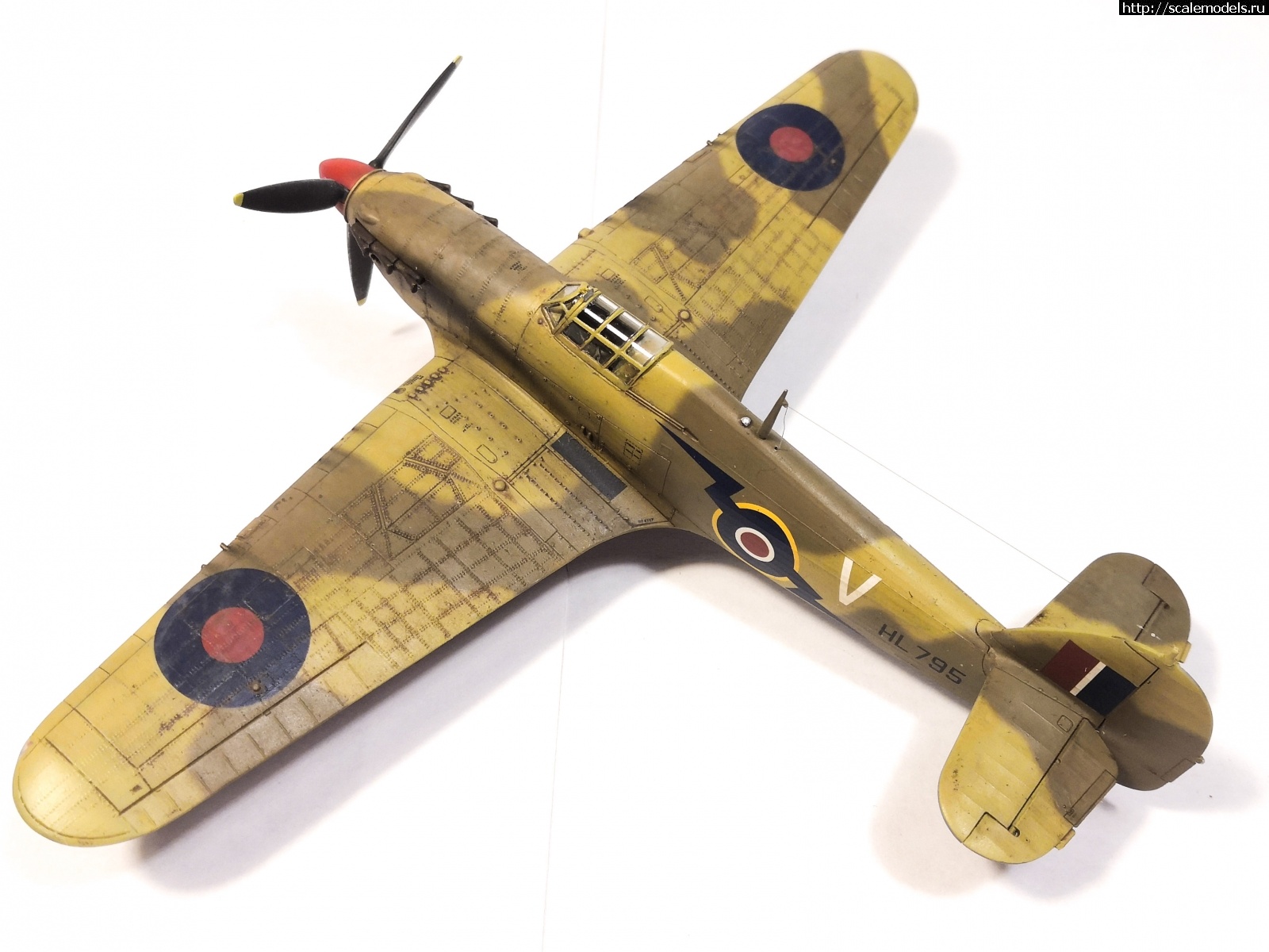 1684692290_PSX_20230521_224309.jpg : #1787391/ Hurricane MkIIb. Arma hobby 1/72   