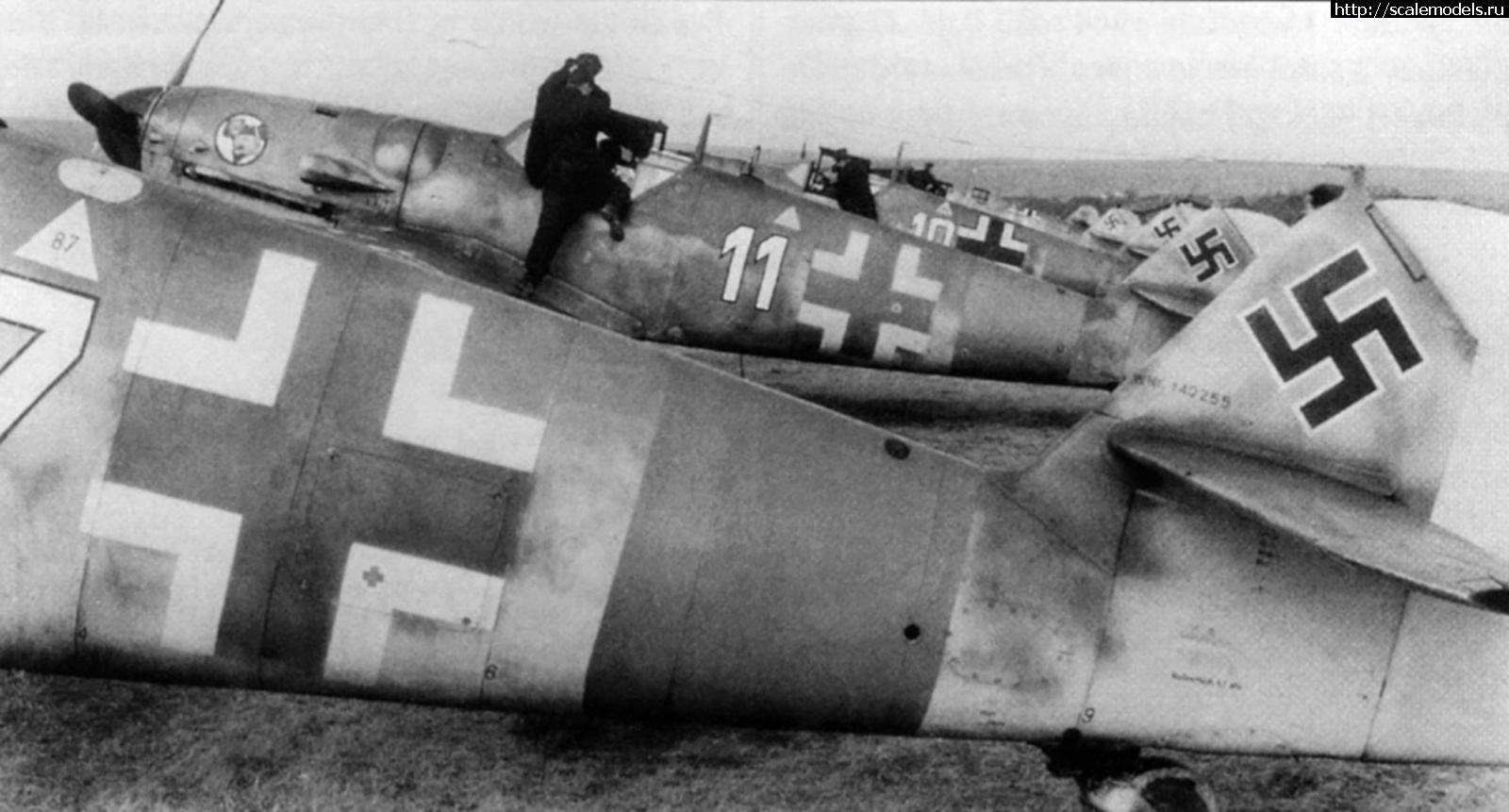 1688903106_Messerschmitt-Bf-109G6-1-JG27-White-11-France-1944-01-1.jpg : #1792797/  Bf 109 (G)-   .  