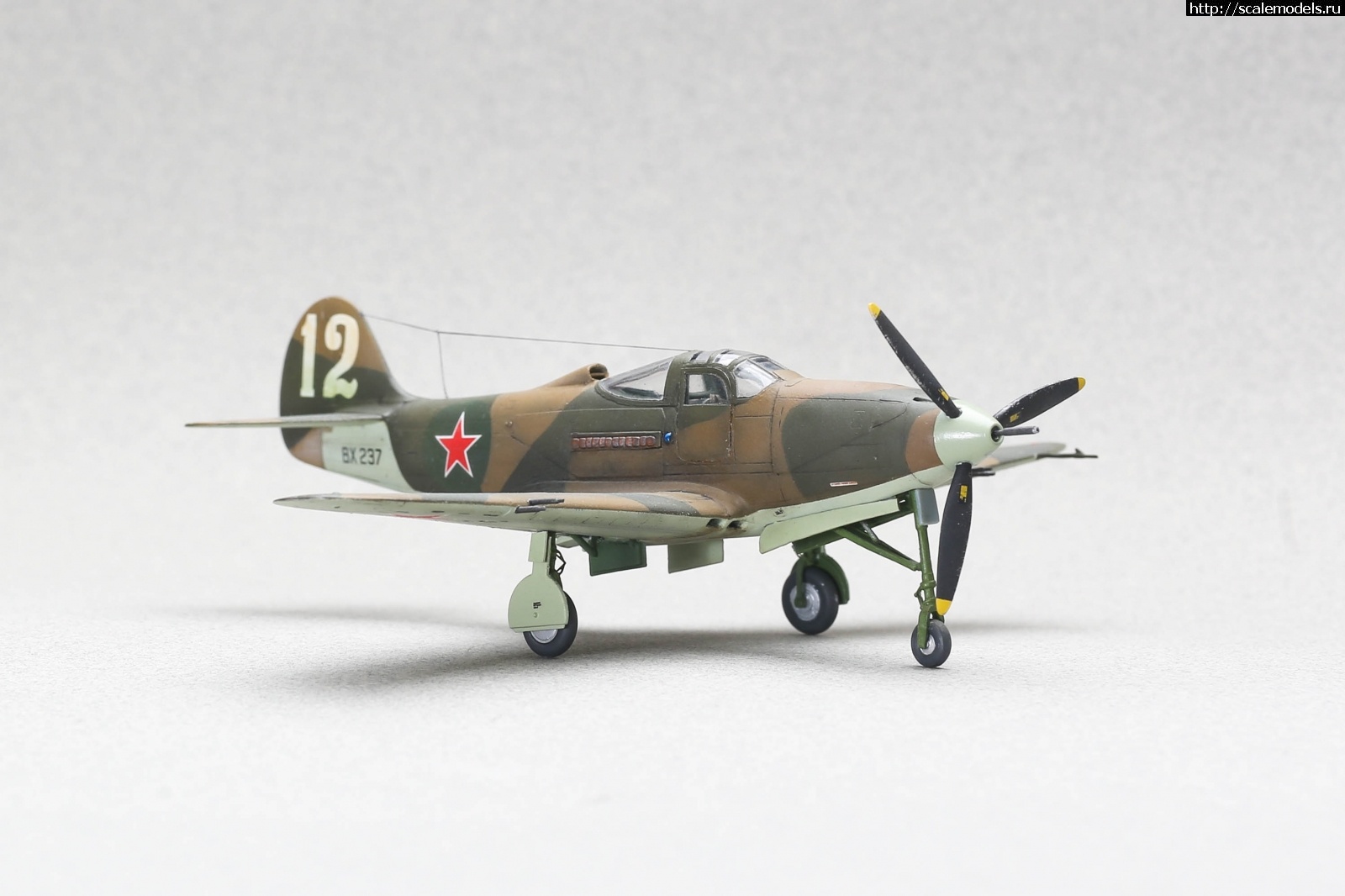 1703086459_235B9994.jpg : #1811105/ P-400 1/72 RS model !  