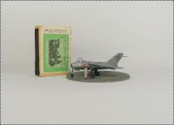  Armory 1/144  .. 174