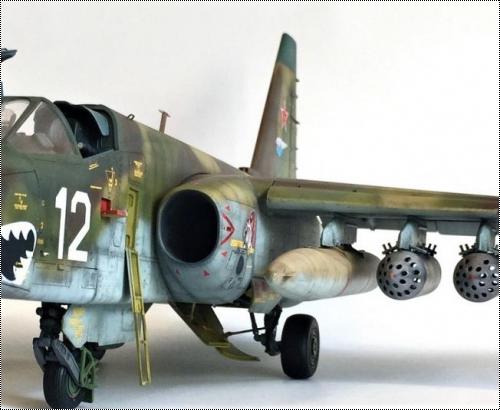 Trumpeter 1/35 -25