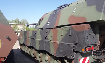 Panzerhaubitze 2000