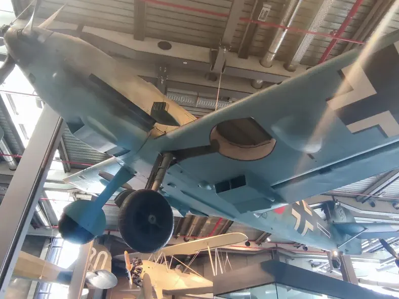 Мессершмитт Bf-109E, Музей техники Берлин, Германия.