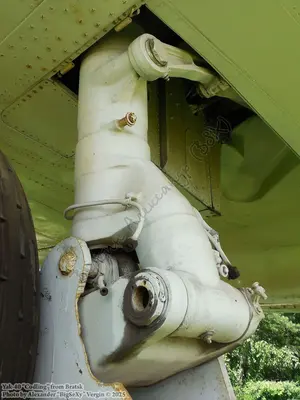 Yak-40_149.JPG
