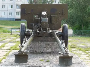 ZiS-2_004.JPG