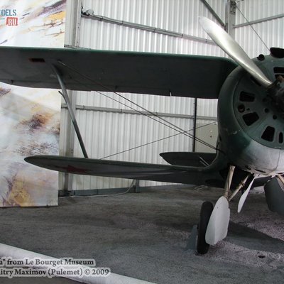 И-153 Чайка (Ле-Бурже)