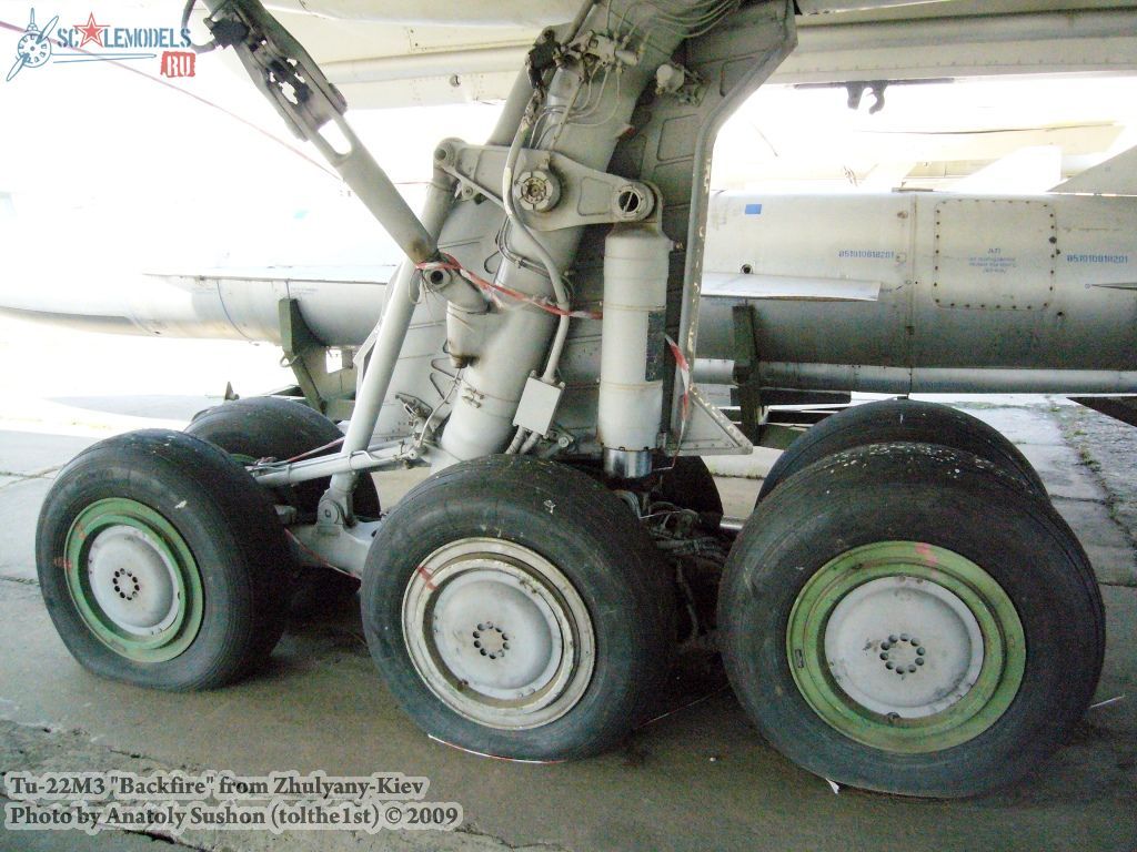 w_tu22m3_zhulyany_43.jpg