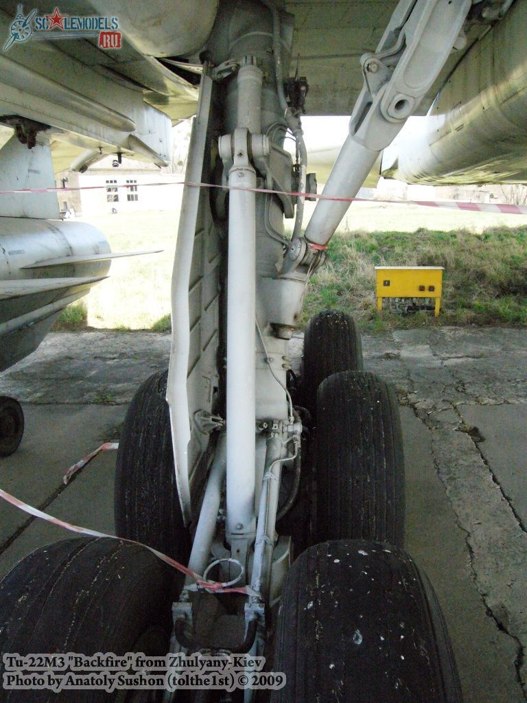 w_tu22m3_zhulyany_54.jpg