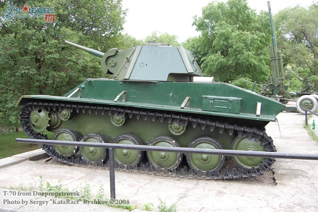 w_t70_dnepropetrovsk_2.jpg