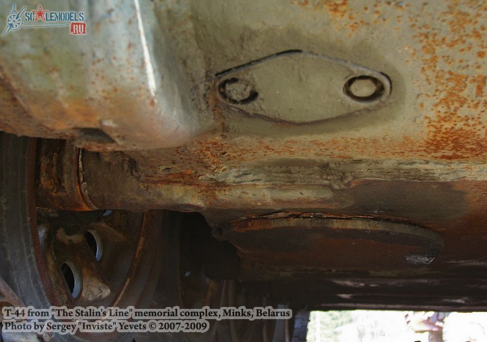 w_t44_stalinsline_41.jpg