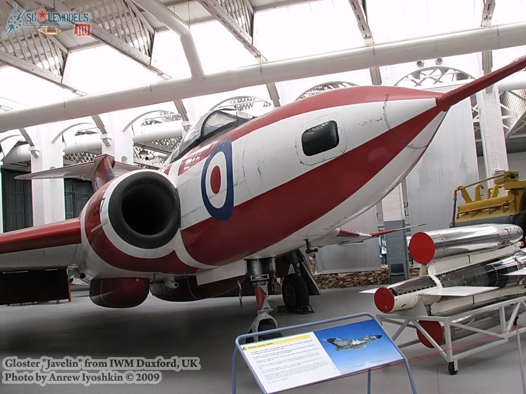 w_glosterjavelin_duxford_1.jpg