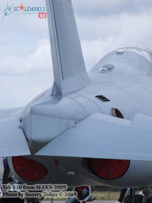 w_yak130_maks2009_11.jpg